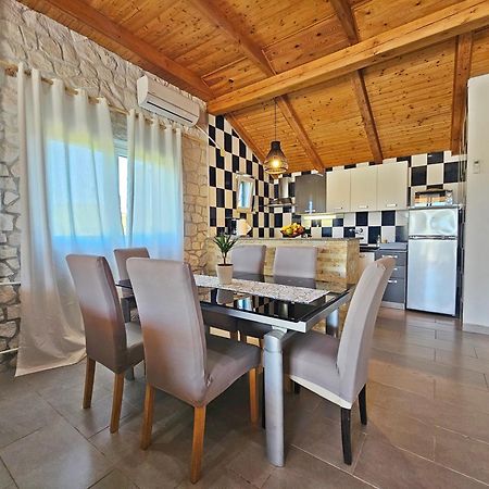 Flamingo - House With Private Pool Villa Gornji Seget Exterior photo