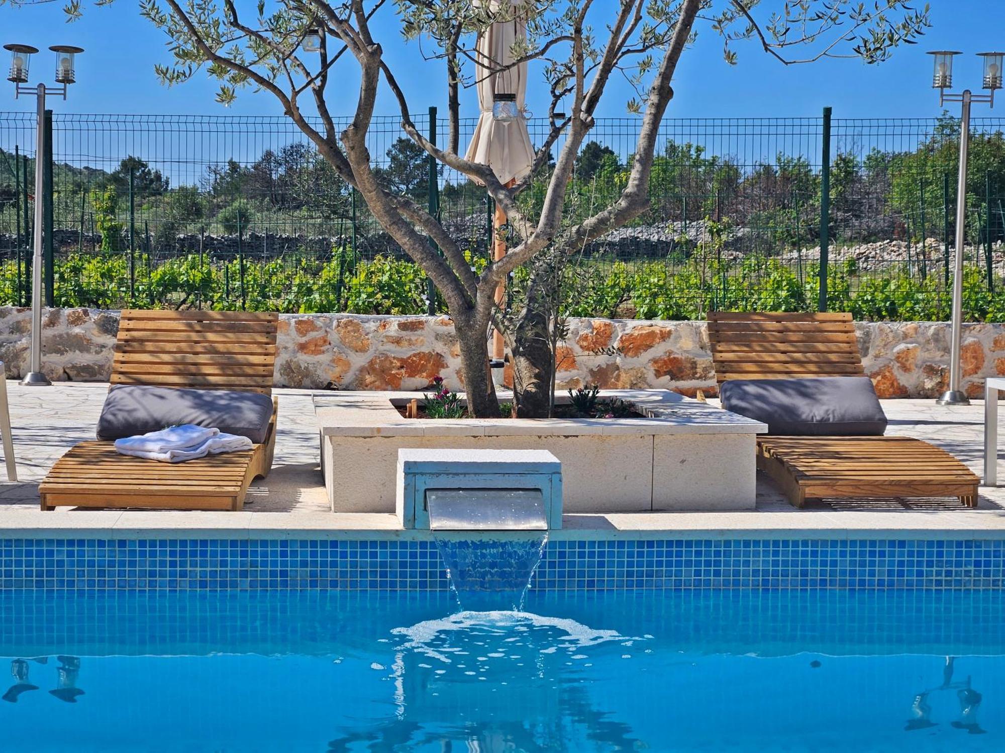 Flamingo - House With Private Pool Villa Gornji Seget Exterior photo