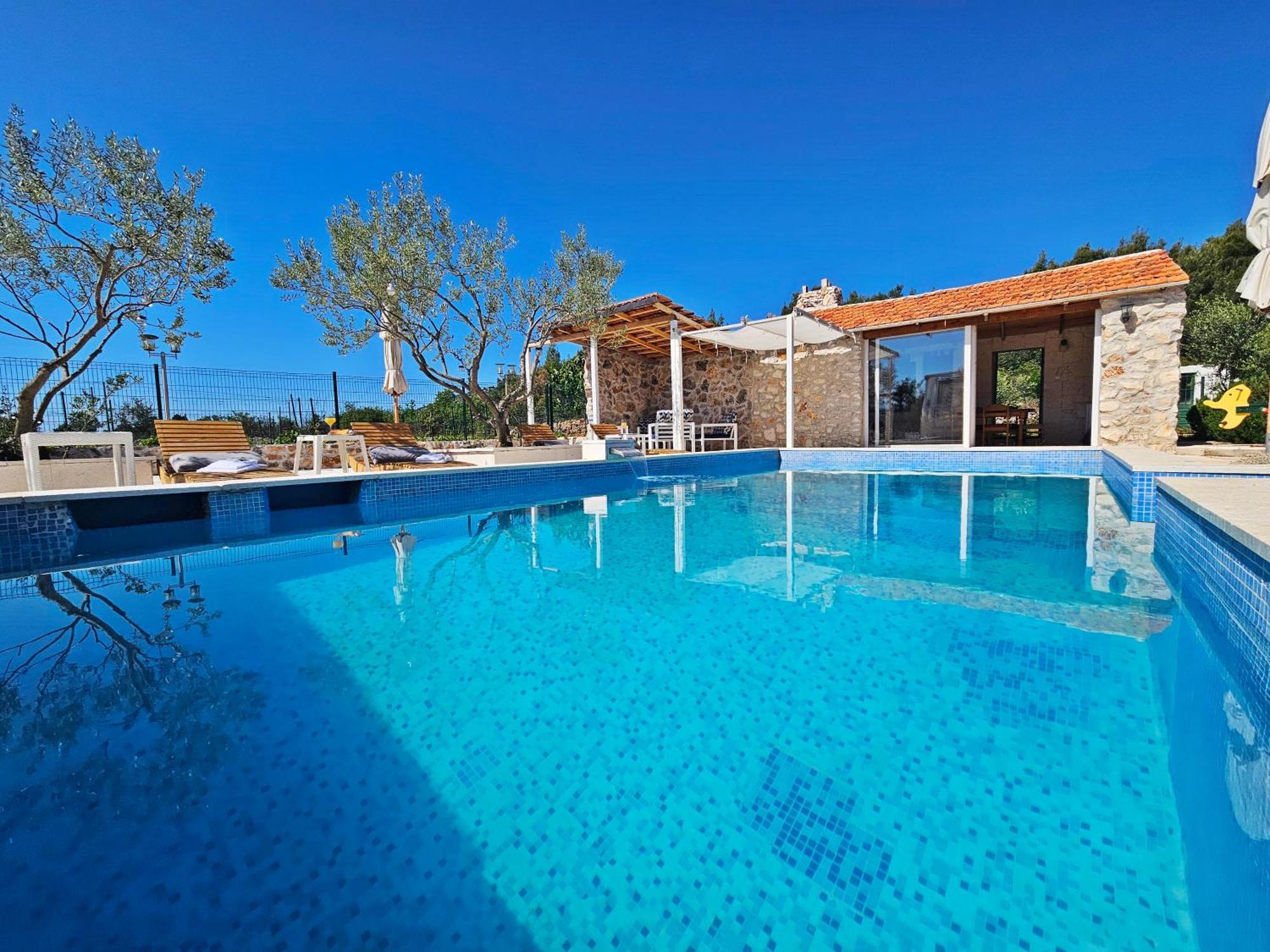 Flamingo - House With Private Pool Villa Gornji Seget Exterior photo